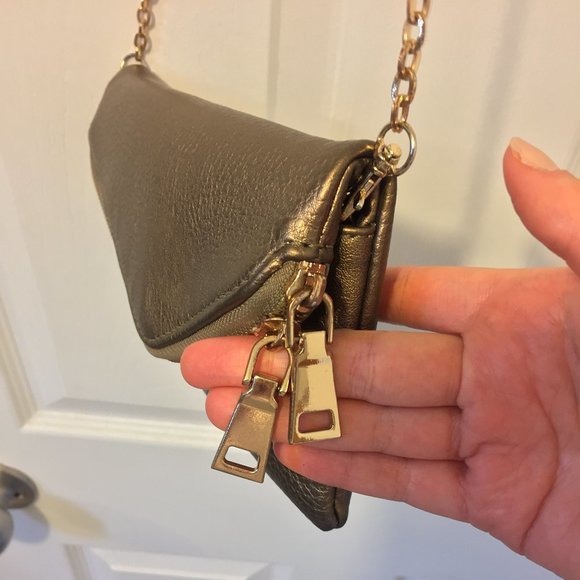 Bronze Metallic Crossbody w/ envelope foldover - Picture 2 of 7